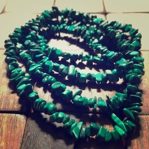 Malakite chip necklace